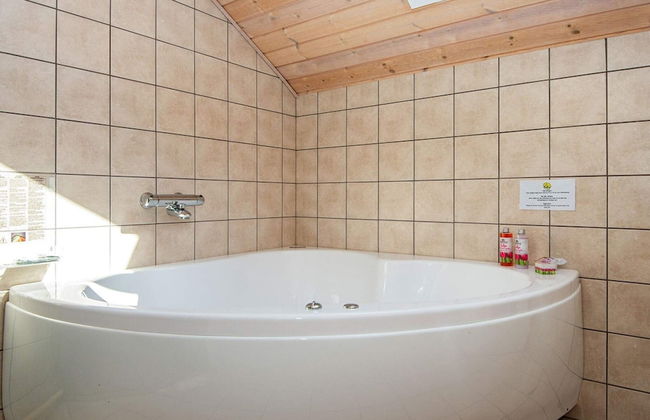 6 Person Holiday Home in Tarm - Foto 13
