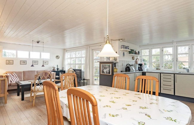 6 Person Holiday Home in Haarby - Foto 14