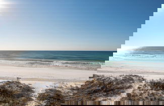 Foto 3 - Seabird by Avantstay Beachfront Home w/ Plunge Pool & Amazing Views