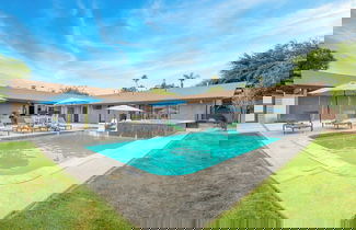 Foto 1 - Quinta Green by Avantstay Modern Home w/ Pool, Spa & Golf Course!