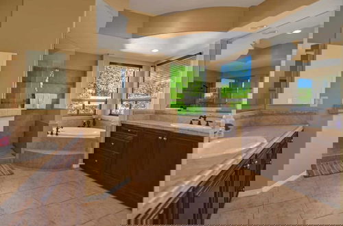 Foto 12 - Songbird by Avantstay Pool, Spa & Firepit + Tons of Outdoor Seating