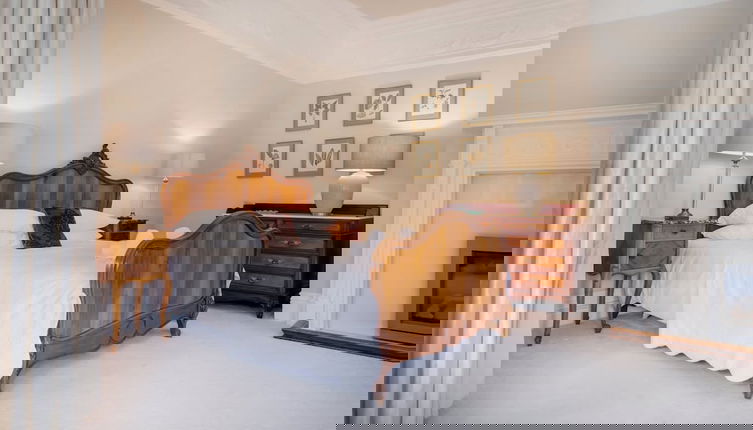 Foto 1 - Richmond Place - Apartment in Private Mansion