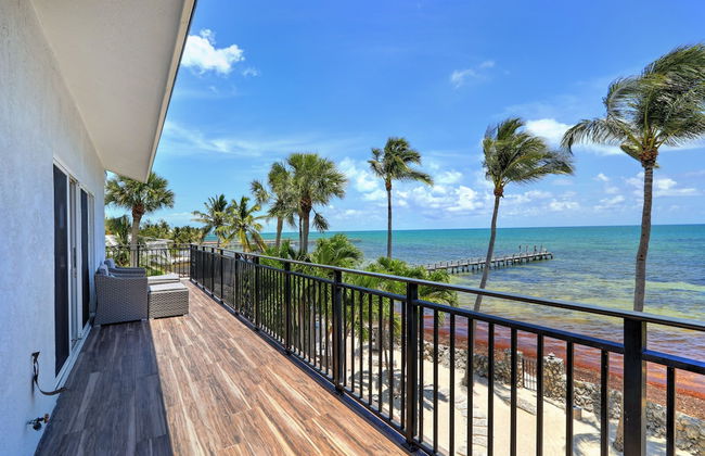 Luxury Beachfront Home With Pool In Islamorada 3 Bedroom Home by RedAwning - Foto 25