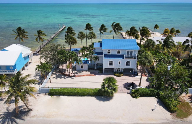 Luxury Beachfront Home With Pool In Islamorada 3 Bedroom Home by RedAwning - Foto 40