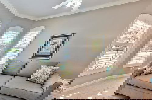 Foto 14 - Neapolitan - Newly Renovated 3-BR Luxury Home with Private Pool. Enjoy a Fully Equipped Kitchen and Free Wi-Fi