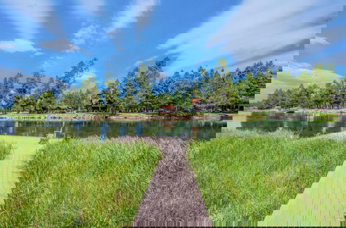 Foto 1 - Riverwatch by Avantstay Deschutes in Your Yard