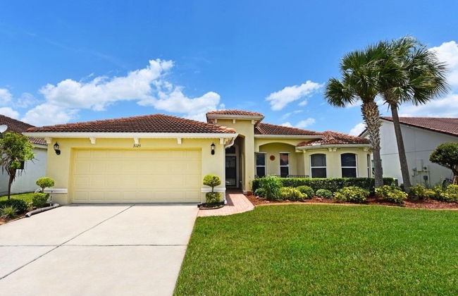 Lakeside 4-bed Pool Home At Villa Sol 4 Bedroom Home by Redawning - Foto 25