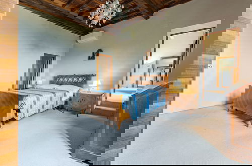 Photo 8 - Villa Montegattoli With Panoramic Pool