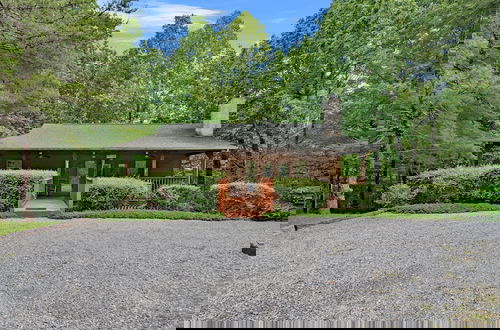 Foto 47 - Mountain Dew - 2 Bedrooms, 2 Baths, Sleeps 4 Cabin by RedAwning