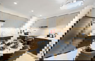 Photo 3 - Stylish 2 Beds in Forte Tower I Downtown