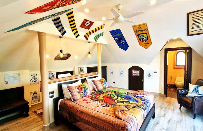 POTTERLAND Luxury Pool Villa - Photo 13