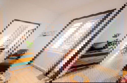 Photo 9 - Charming Design Apartment in Vibrant Pigneto