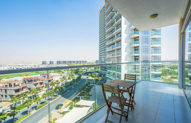 Nasma Holiday Homes - DAMAC Hills Artesia Tower C - Foto 1