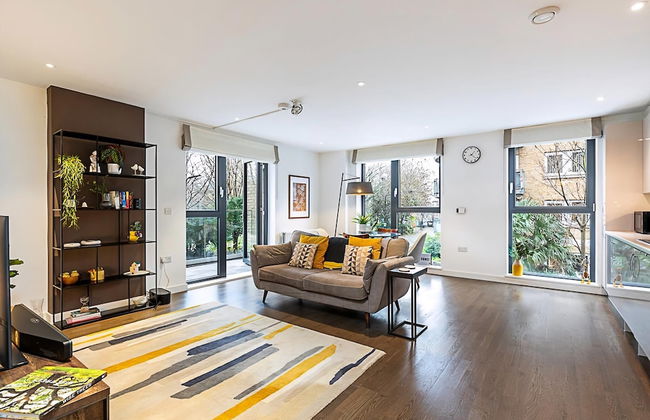 Spacious and Trendy Shoreditch Flat - Photo 1