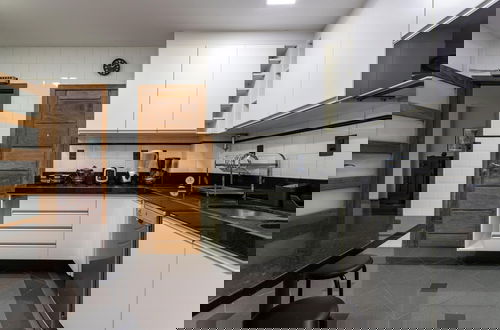 Photo 36 - Sophisticated Ideal for Families in Botafogo Pb202b