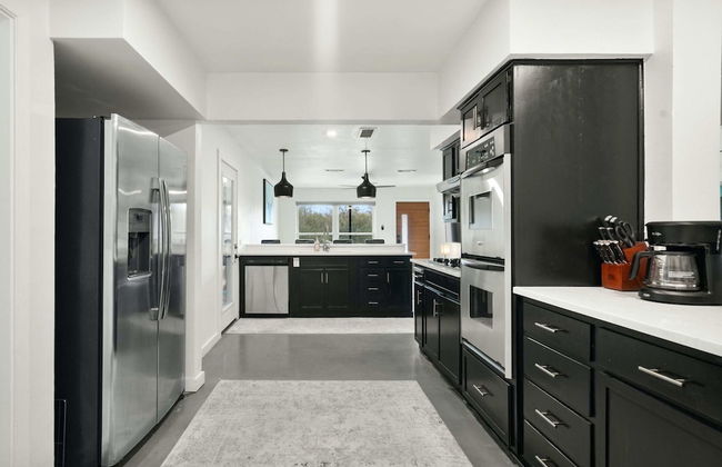4 Bedroom Near Soco With a Private Pool & Sauna - Foto 11