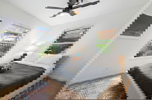 Foto 5 - 4 Bedroom Near Soco With a Private Pool & Sauna