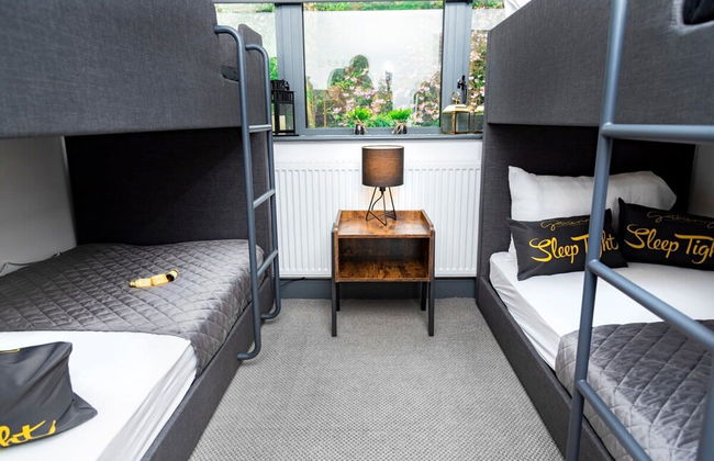 The Headingley House Leeds - Hot Tub - Sleeps Up to 12 - Foto 31