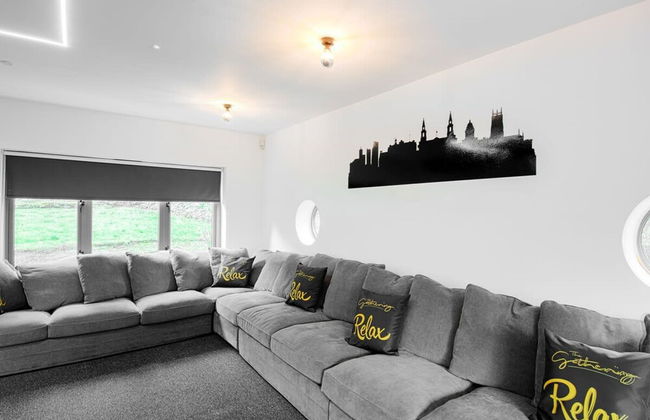 The Headingley House Leeds - Hot Tub - Sleeps Up to 12 - Foto 33