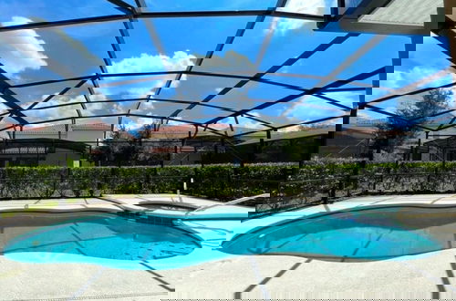Foto 20 - Gorgeous 5bd Pool Spa Gm Solterra Resort-5262ww 5 Bedroom Home by RedAwning