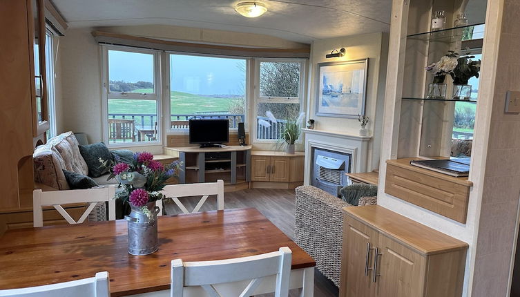 Foto 1 - Captivating 2-bed Static Caravan in Holyhead