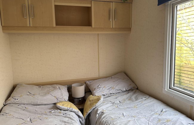 Captivating 2-bed Static Caravan in Holyhead - Foto 9