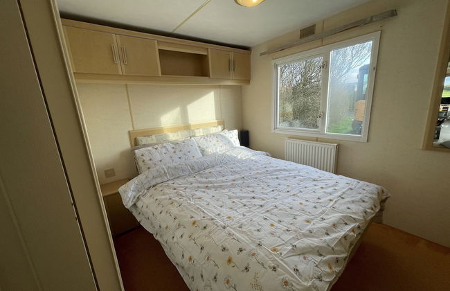Captivating 2-bed Static Caravan in Holyhead - Foto 6