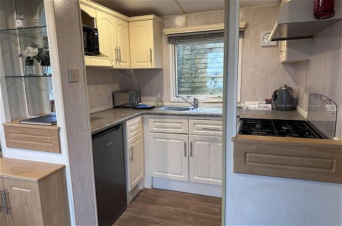Photo 12 - Captivating 2-bed Static Caravan in Holyhead