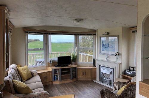 Photo 18 - Captivating 2-bed Static Caravan in Holyhead