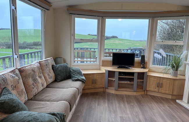 Captivating 2-bed Static Caravan in Holyhead - Foto 14