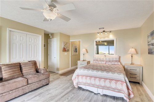 Photo 3 - Seaside Pointe by Book That Condo
