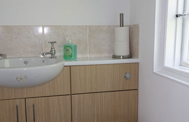 Saffron House - Photo 14