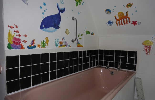 Saffron House - Photo 17