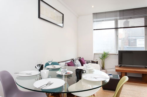 Photo 10 - Spacious Apartment Berwick St &Oxford St