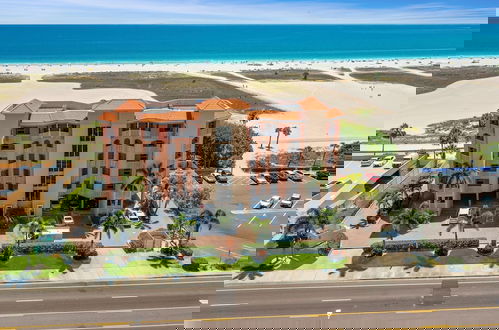 Photo 54 - Surf Beach Treasure Island Resort