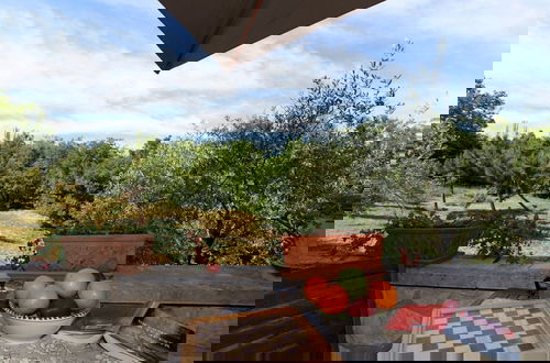 Photo 18 - Cozy Cottage in Abbateggio With Garden