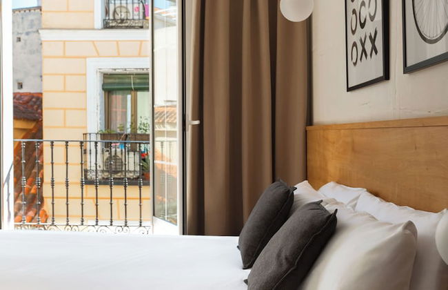 Limehome Madrid Calle de la Madera - Photo 17