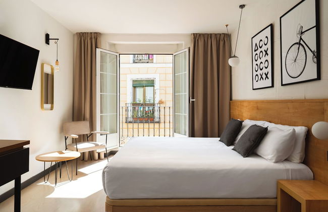 Limehome Madrid Calle de la Madera - Photo 16