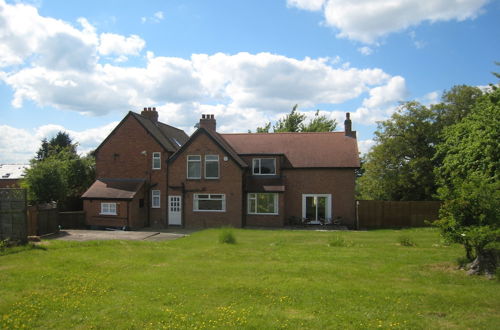 Foto 17 - Arden Hill Farm House - Sleeps up to 16 - Snooker Table - HOT TUB