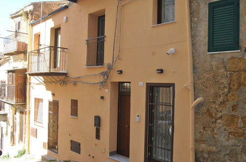 Foto 15 - Captivating 1-bed Apartment in Agrigento