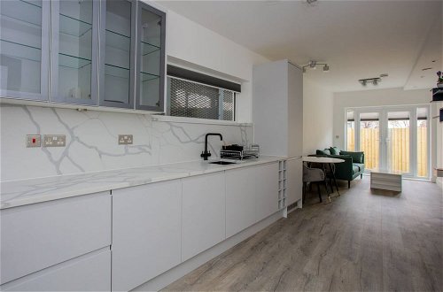 Foto 3 - Bright 1 Bedroom Apartment in West London