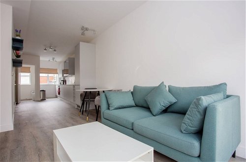 Foto 11 - Bright 1 Bedroom Apartment in West London