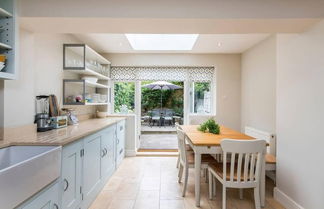 Foto 1 - Delightful 2-bed Home, Fulham