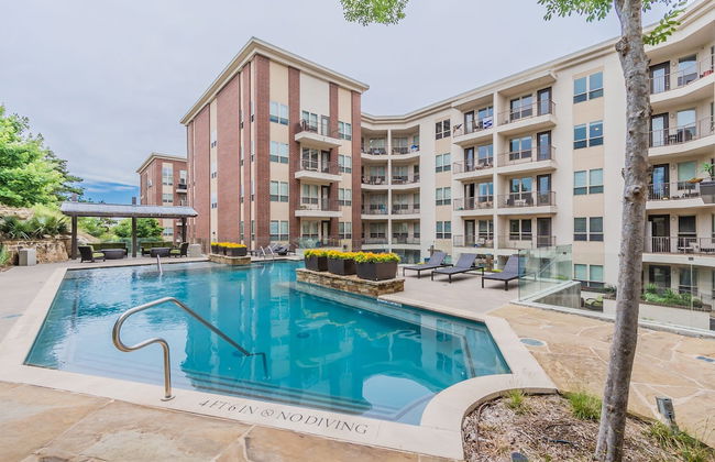 Corporate Suites at Victory Park Dallas - Foto 8