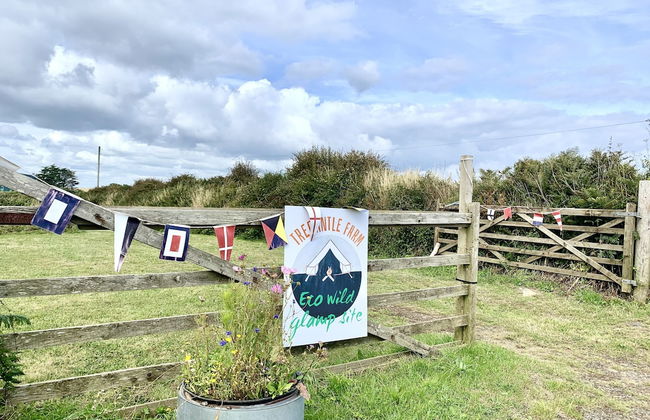 Tregantle Farm Eco Glampsite Super Safari Cabin - Foto 31