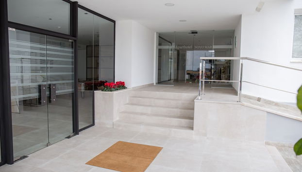 Entrada (vista interior)