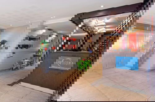 Foto 3 - Comfort Aparthotel Six-Fours