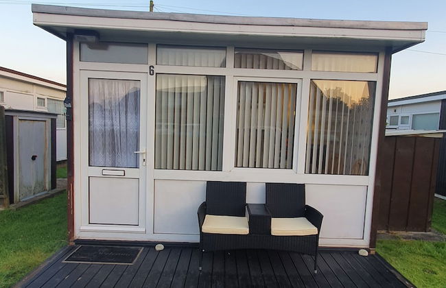 Lovely Relaxing two Bedroom Holiday Chalet - Photo 1