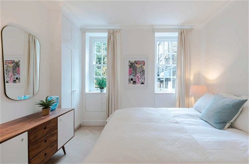 Foto 1 - Bright and Leafy 1 Bedroom Flat in the Heart of Chelsea