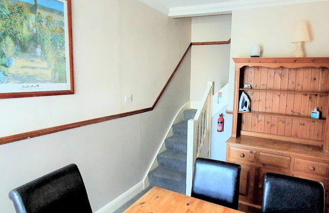 3-bed House With Superfast Wi-fi, DW Lettings 15vr - Foto 16